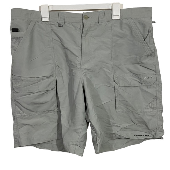 Columbia Shorts Columbia Light Grey Athletic Fit Outdoor Cargo